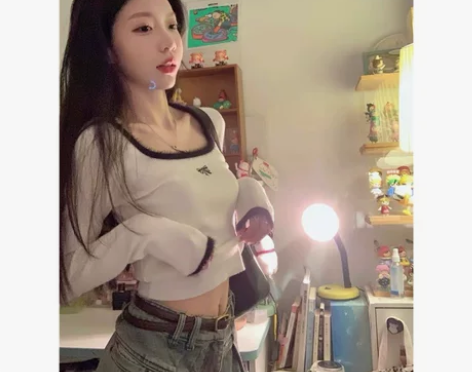 纯欲风方领内搭德绒打底衫秋冬2023新款秋...