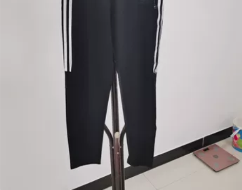 男款L码休闲运动裤,女生也能穿哦 感兴趣的...