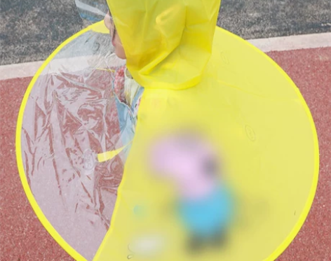 儿童雨衣小黄鸭斗篷式宝宝某音防划男女幼儿园...