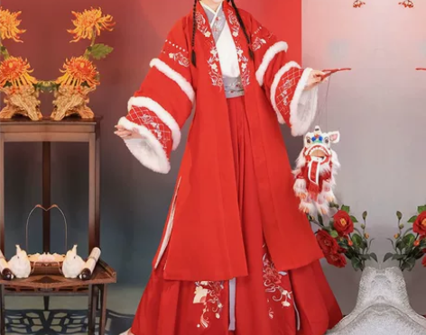 茗月萱刺绣宋制汉服，秋冬汉元素毛呢大衣改良...