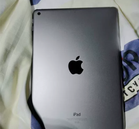 大学买来刷题了现在不用了，苹果平板 iPa...