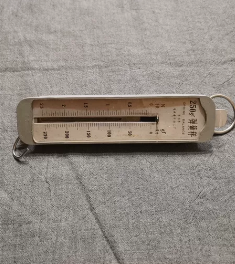 80年代老弹簧秤,老苏州市无线电元件二厂生...