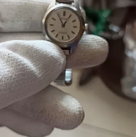 日本西铁城女表故障机配件出，秒针时走时停 ...