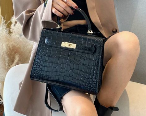 全新头层牛皮鳄鱼纹凯莉斜挎包包女2022新...