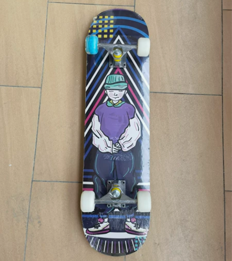 初学者双翘四轮滑板专业动作刷街滑板 公司买...