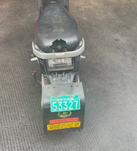 雅迪电动车，原来新车下来五千多买的，车架子...