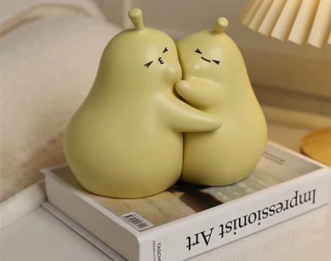 贝汉美可爱抱抱梨陶瓷书立书架摆件家居小装饰...