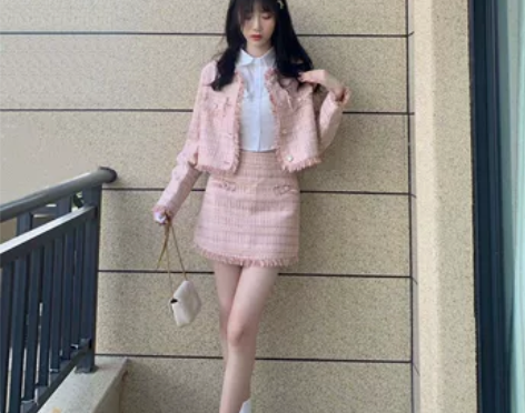 4??0??出售！！！几乎全新，仅穿过1次...