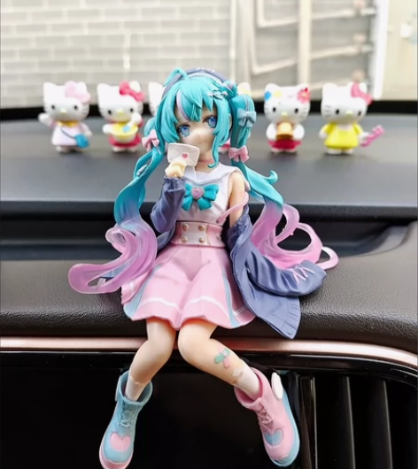 FuRyu初音未来手办二次元水手服压泡面模...