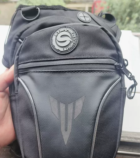 星空骑士腿包，使用几次，已经洗干净一直放着...