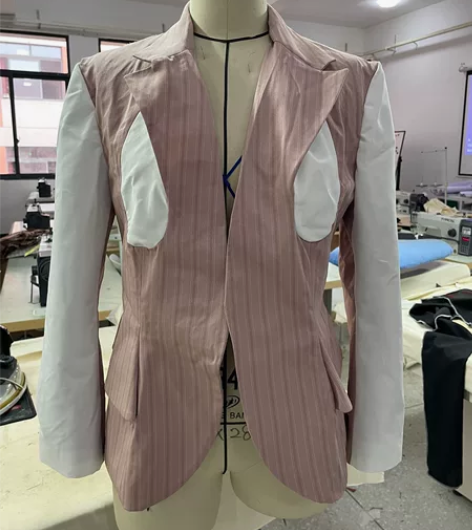 服装设计作业女装西装，大学生自制，需要自己...