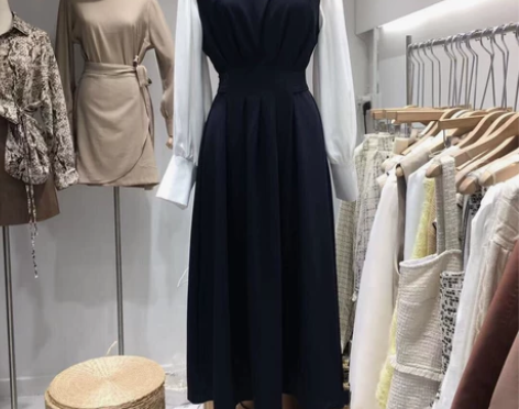 秋法式复古气质连衣裙赫本风上衣背心裙文艺减...