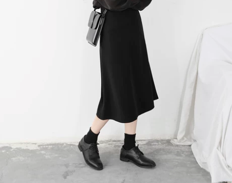 黑色文艺西装职业中长裙面料厚实，西装布料，...