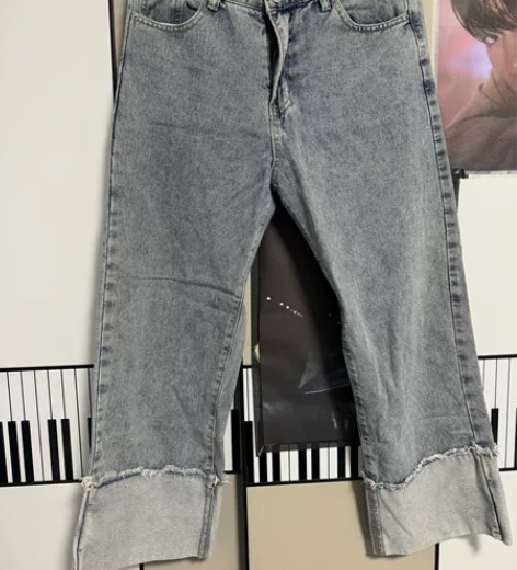 阔腿牛仔裤 10元！ 自行清洗 不退不换 ...