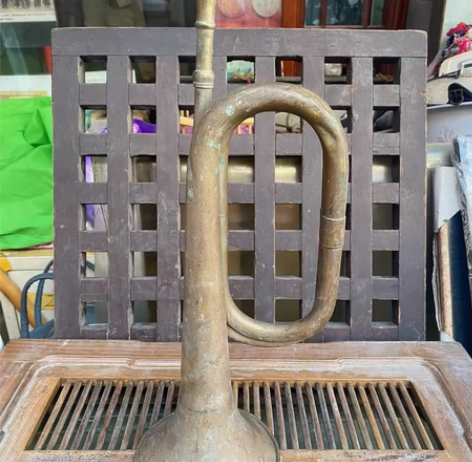 铜号 拍友注意： 老铜号，尺寸见图。无磕碰...