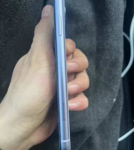 苹果11紫色全原装无拆无修 128 个人自...