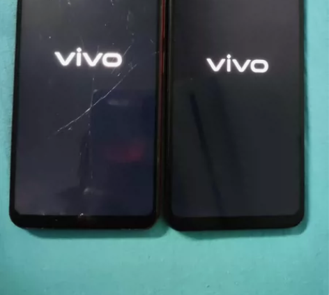 vivo手机2台 y85 y93 一台外屏...