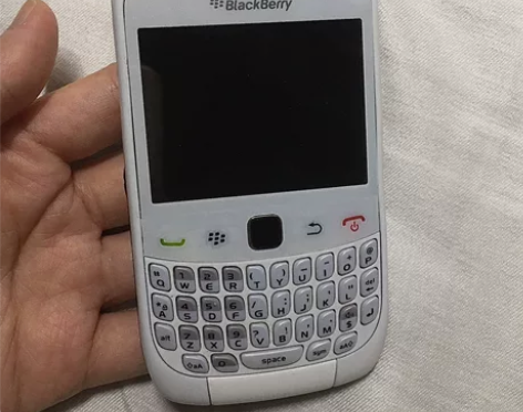 【可直拍】黑莓9300 blackberr...