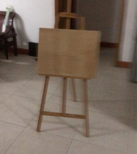 闲置美术画架画板 感兴趣的话点“我想要”和...