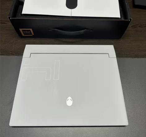 外星人X14 R1性能小钢炮 白色最新款2...