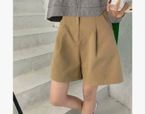 孕妇西装短裤夏季女外穿薄款卡其色宽松直筒五...