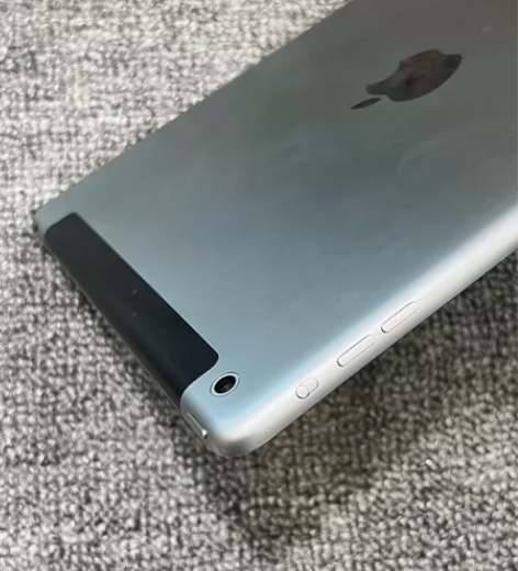 ipad Air 颜色：银灰色内存：16...