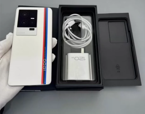 vivo iQOO11  16GB+256...