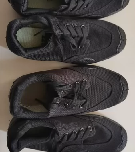 运动鞋，阿迪达斯260，李宁235，回力2...