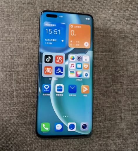 荣耀magic4亮黑色~8+256内存~成...