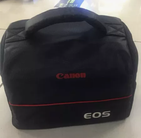 单反相机包，佳能尼康都有全新 感兴趣的话给...