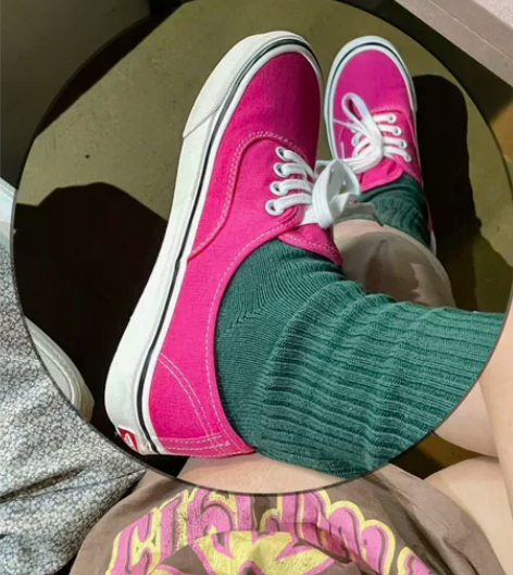 vans火龙色帆布鞋 38码 偏大一码 听...