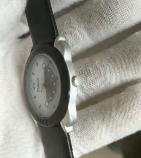 瑞士原装制造的SMASH!/劲!手表，不是...