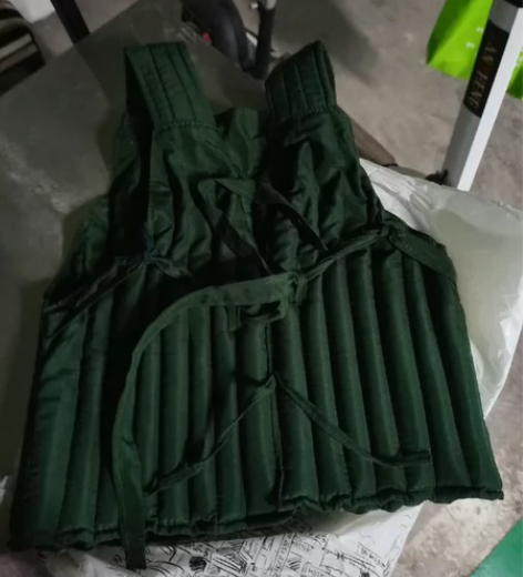 负重沙袋背心,自提 不包邮 二手的不退不换...