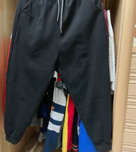 冬季加绒保暖运动裤，质量超好柔软舒适。男女...