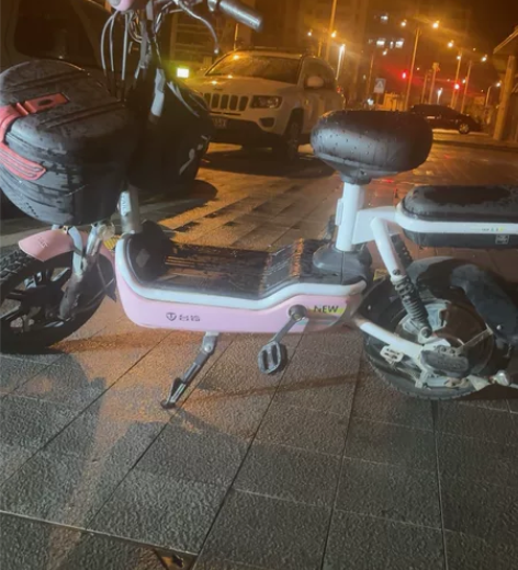 台铃电动车六百小刀 感兴趣的话点“我想要”...