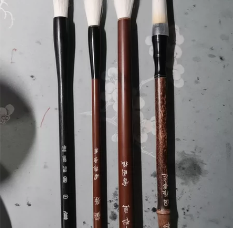 国根笔庄毛笔 仅开笔，未蘸墨使用，九九新。...