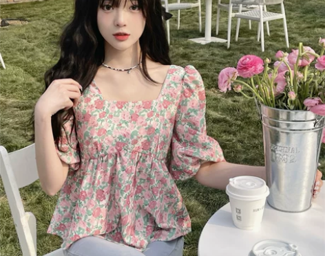 大码胖mm法式碎花方领泡泡袖衬衫女夏季20...