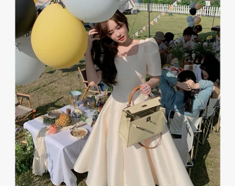 LIN【白天鹅之梦】赫本风白色缎面连衣裙夏...