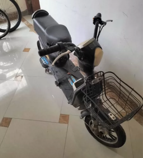 台湾雅哥弟 折叠变速自行车 感兴趣的话点“...