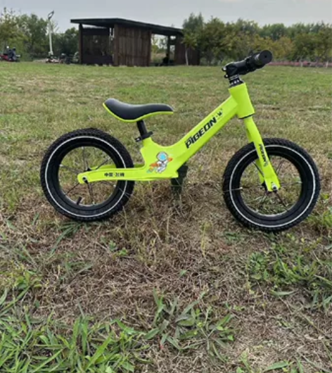 (工厂倒闭，特价包邮）飞鸽品牌12寸14寸...