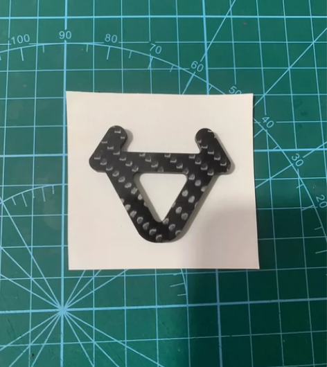 小牛改装黑化碳纤维标 干碳板加工制作 感兴...