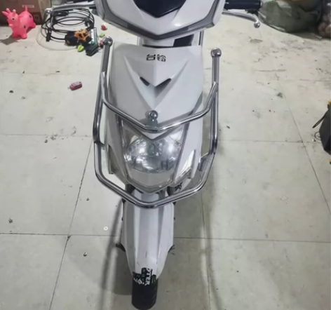 8成新台铃锂电池新国标，前后真空胎，带碟刹...