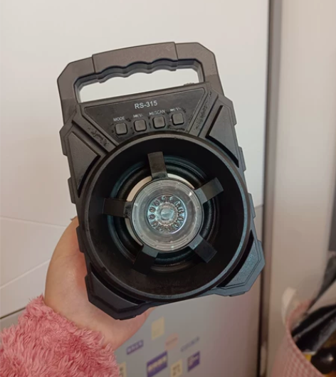 小型蓝牙音箱话筒K歌家用户外插卡手提式广场...