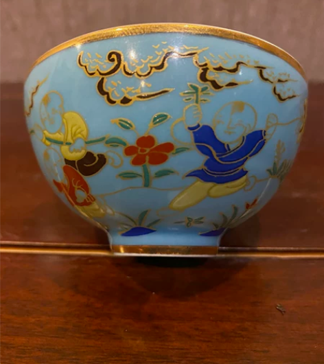 大明成化斗彩万贵妃御用鸡缸杯（帝王御用品）...