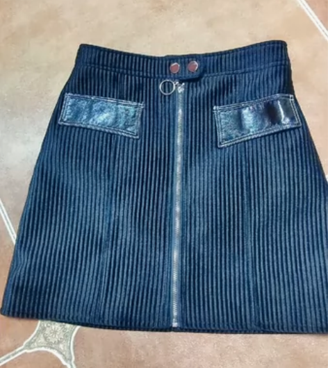 条绒一步裙 L码 看好下单，售出商品不退不换