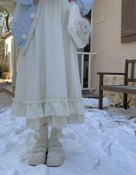 米色蕾丝花边甜美半身裙秋冬款高腰中长款裙子...