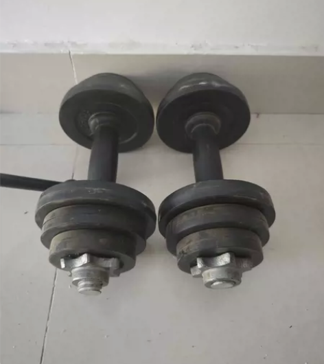 10公斤哑铃(单支）一对，百分百新，没地方...