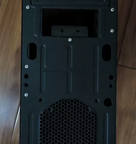 电脑机箱 便宜处理。 感兴趣的话点“我想要...