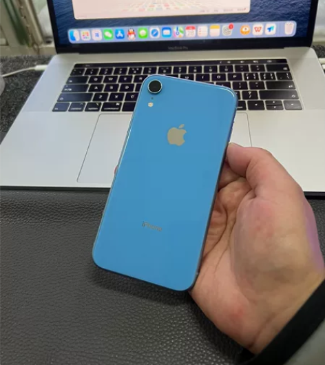苹果xr128蓝国行双卡纯原95新，屏幕一...