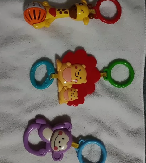 脚踏琴挂件，带响声，10块钱3个 脚踏琴还...